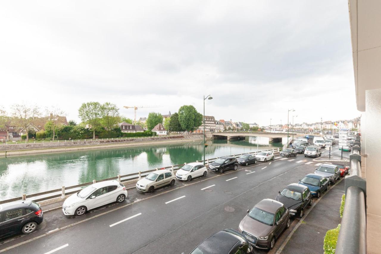 Le Christina Apartman Trouville-sur-Mer Kültér fotó